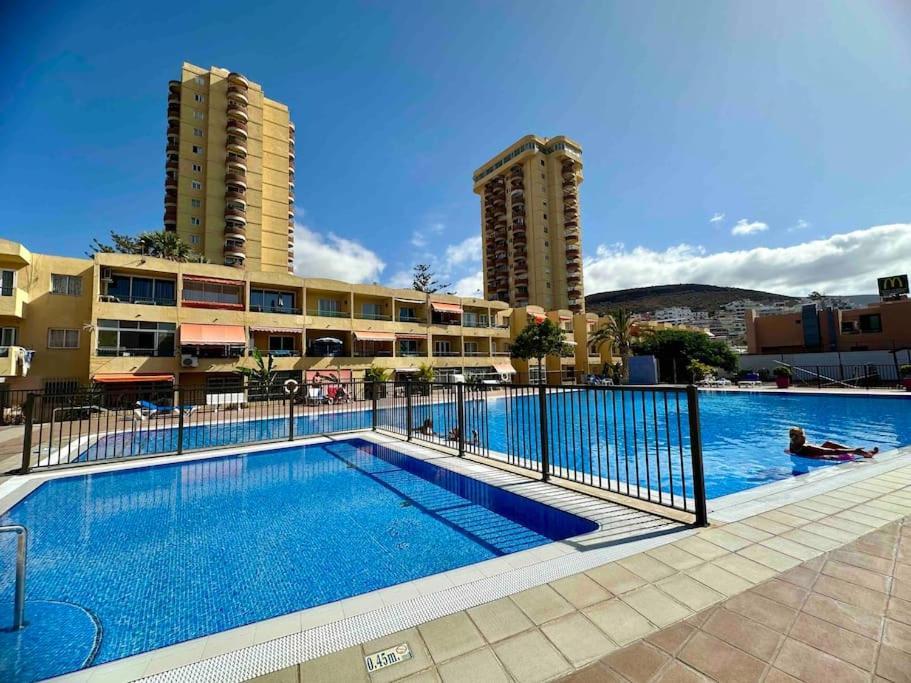 Las Vistas Beach Los Cristianos 2 Swimming Pools Extérieur photo